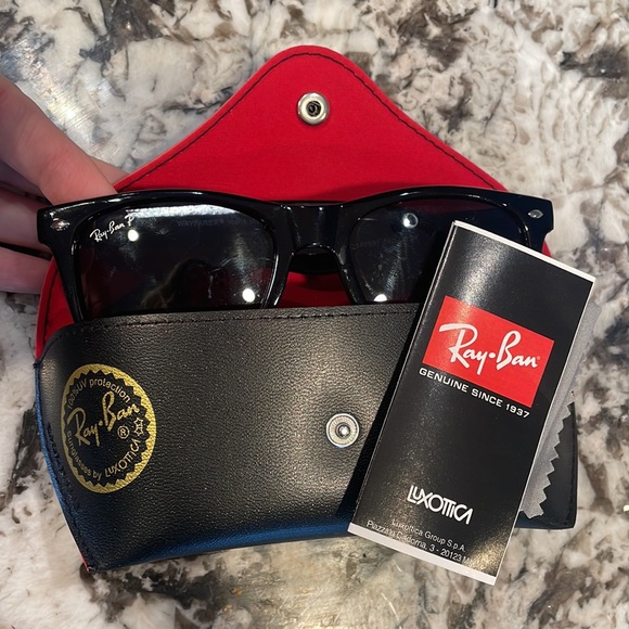 Classic Ray-Bans - Picture 2 of 3